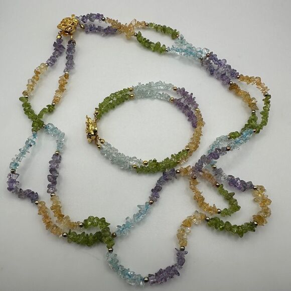 Double strand multi gemstone chip bracelet and necklace set! - Picture 3 of 10